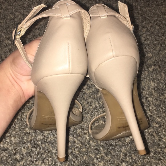 Anne Michelle Nude Heels - Picture 5 of 8
